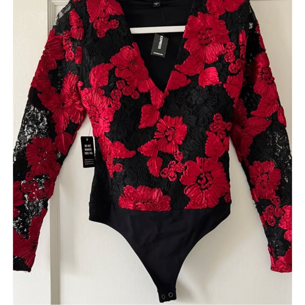 EXPRESS ~Lace Embroidered Thong Bodysuit (NWT) - Picture 7 of 16